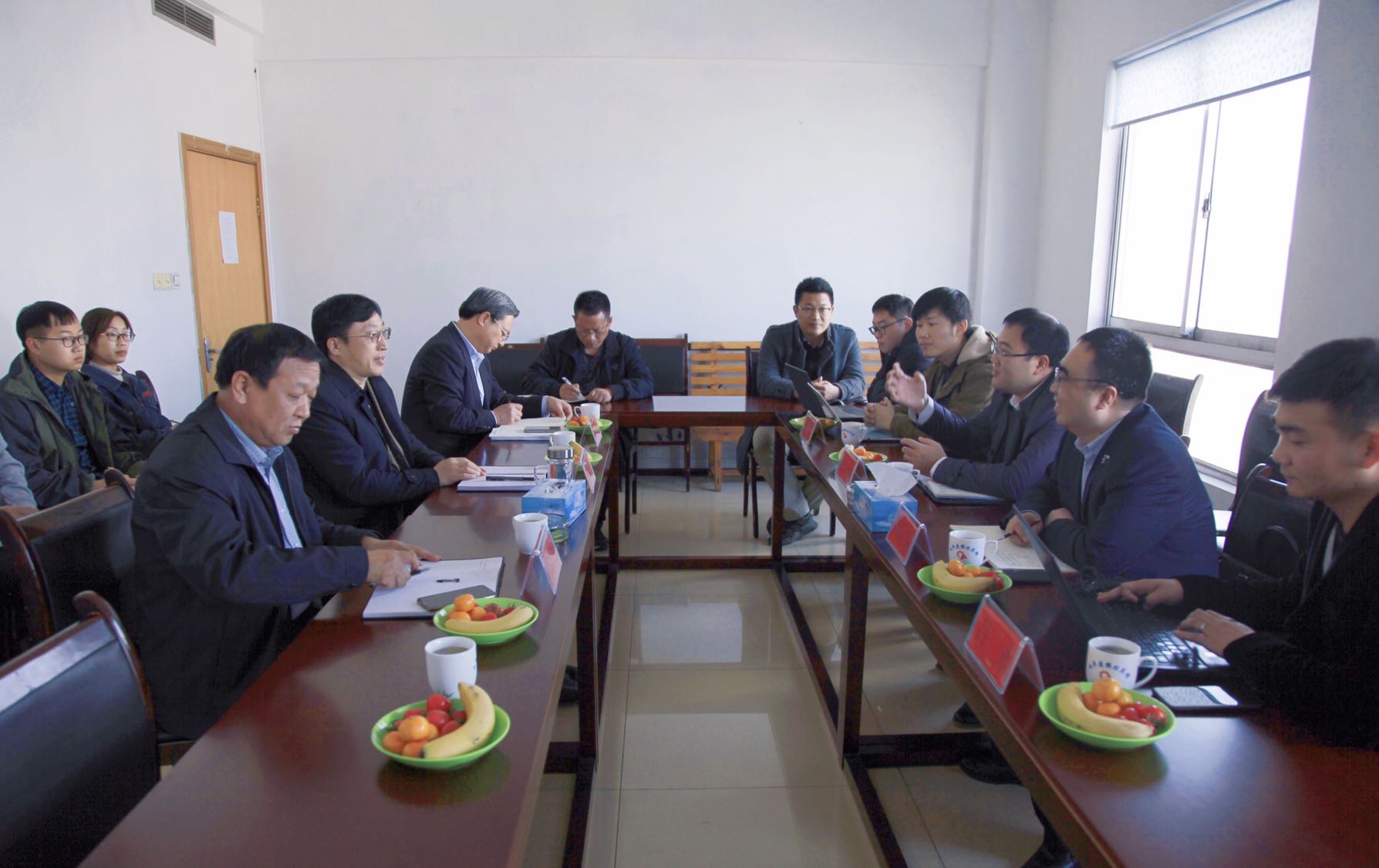 1552715864135451.jpg 會(huì)議1.jpg
